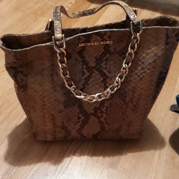 Michael Kors snake skin purse - Picture 1 of 2